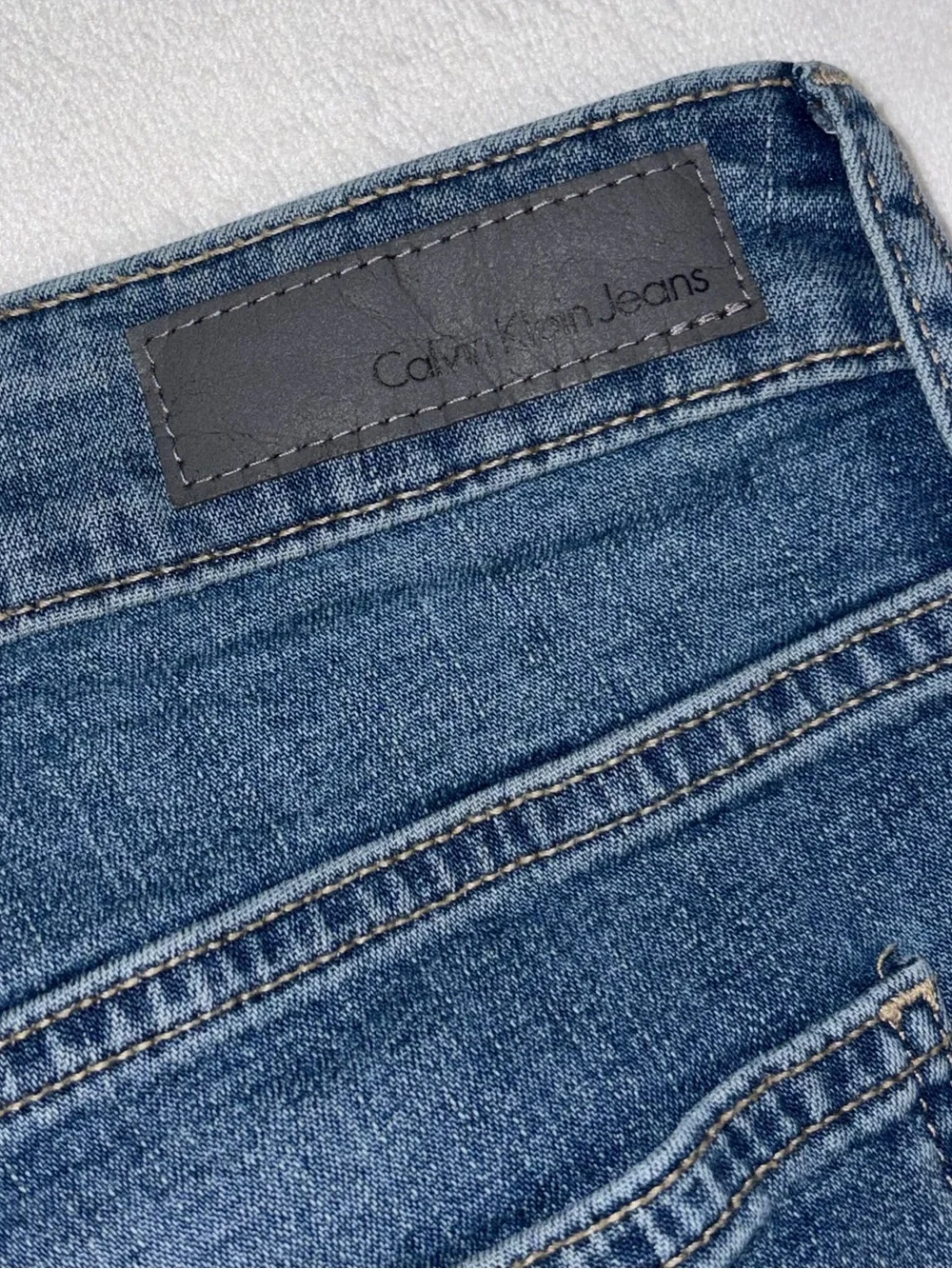 Calvin Klein Women’s Slim Boyfriend Blue Jeans - Sz 8 (030)
